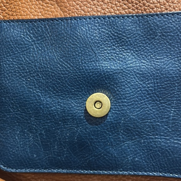 Fossil White, Brown, and Blue Leather Crossbody Bag - Picture 9 of 10